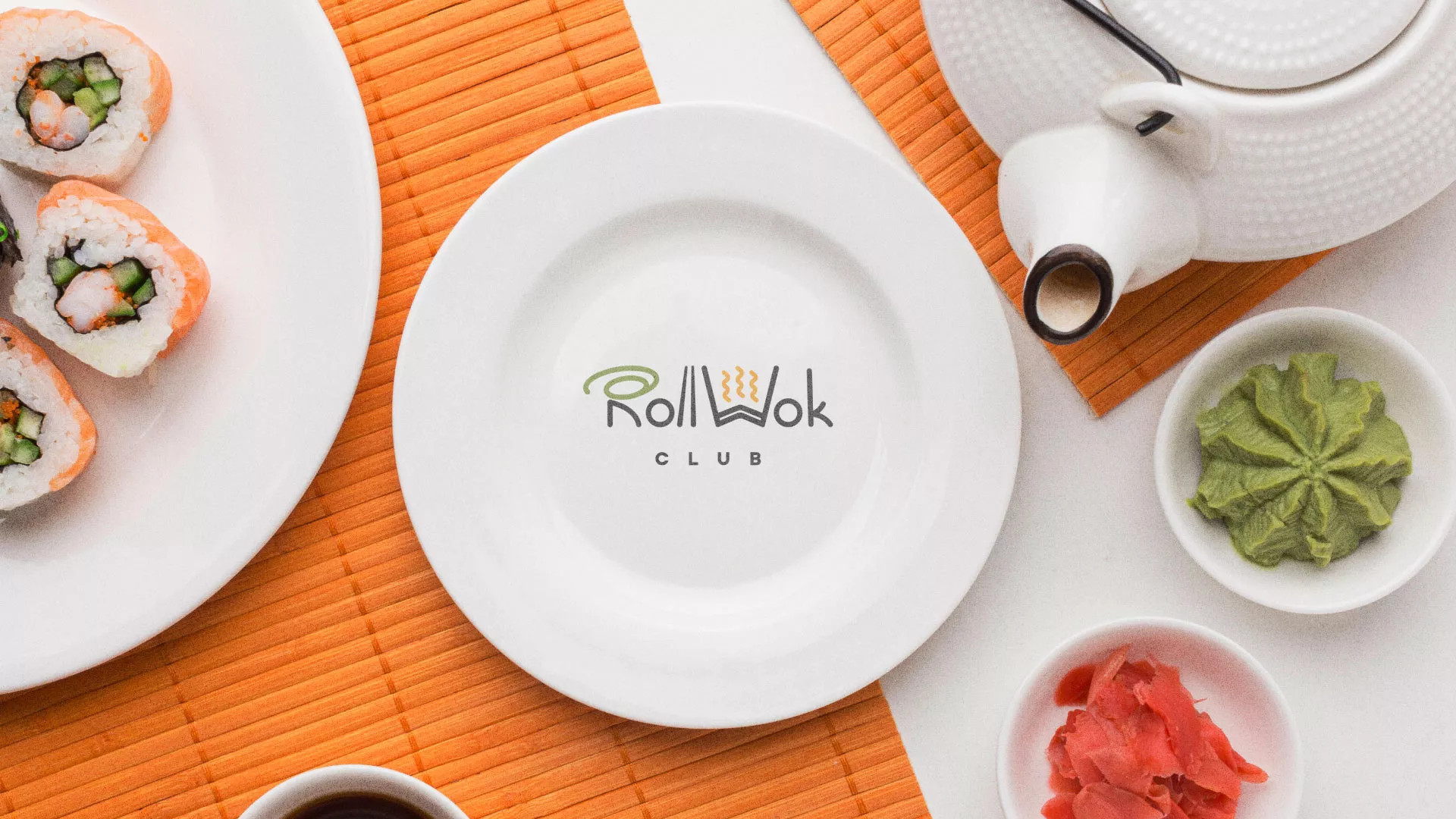 Разработка логотипа и фирменного стиля в Чудово для суши-бара «Roll Wok Club» Разработка логотипа и фирменного стиля в Чудово для суши-бара «Roll Wok Club»